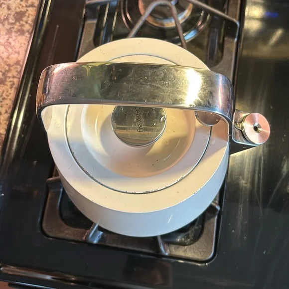 Caraway whistling tea kettle - Picture 7 of 7